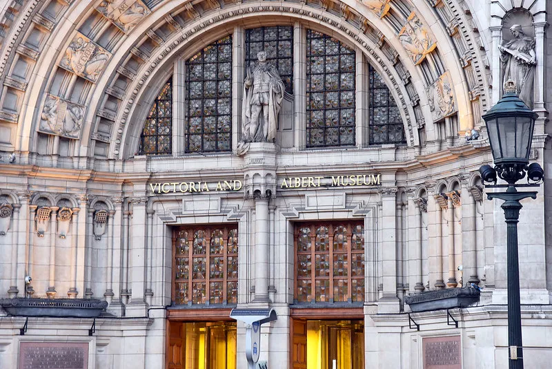 Victoria and Albert Museum (V&A)